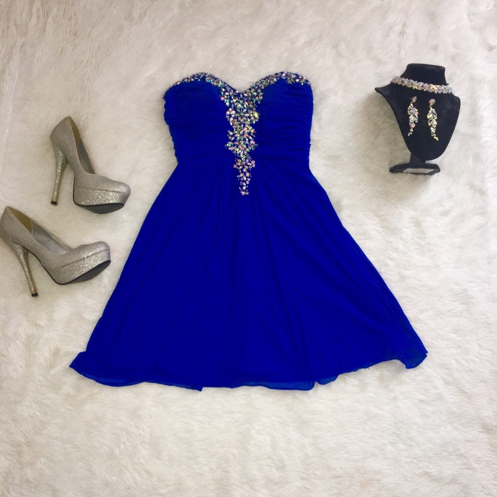 💙Royal Blue Homecoming Dress💙